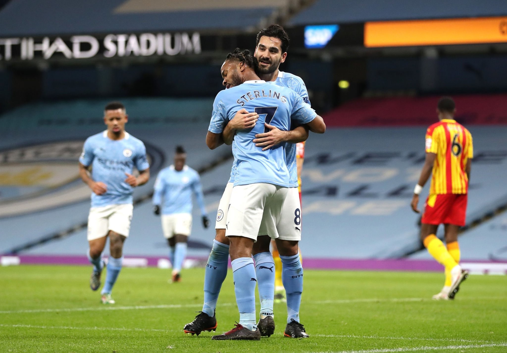 名英格兰球 名英格兰球